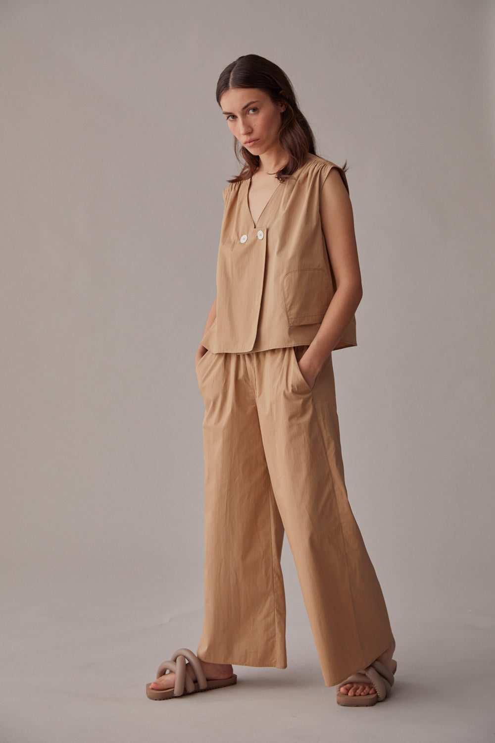 The Two Buttons Vest 02