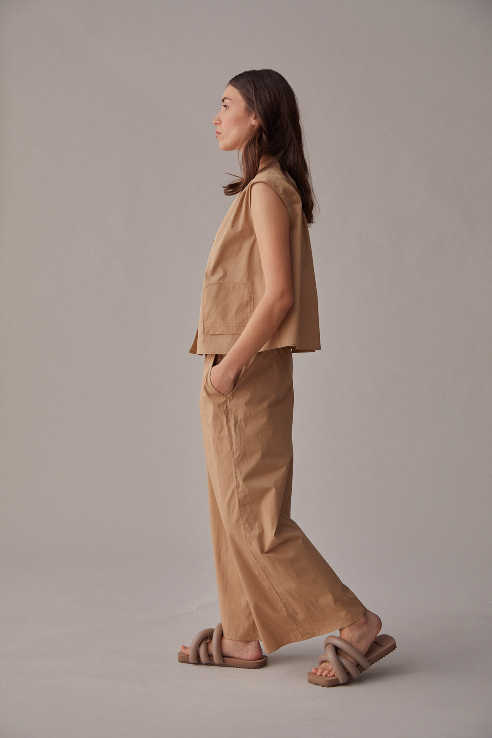 The Two Buttons Vest 02