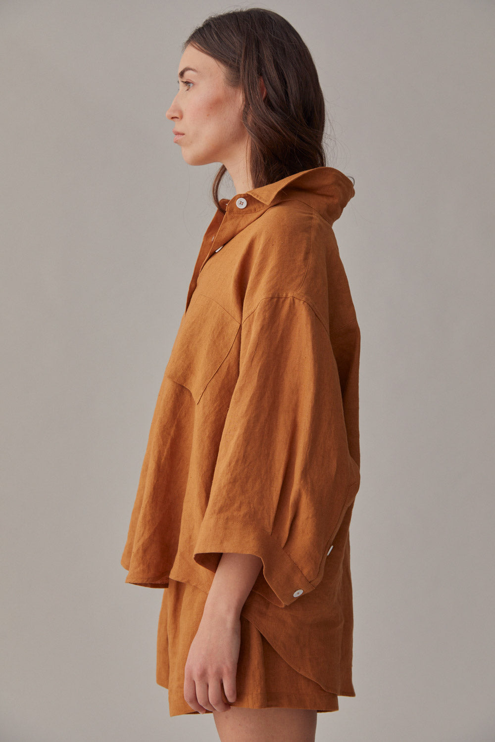 The Oversized Shirt 01