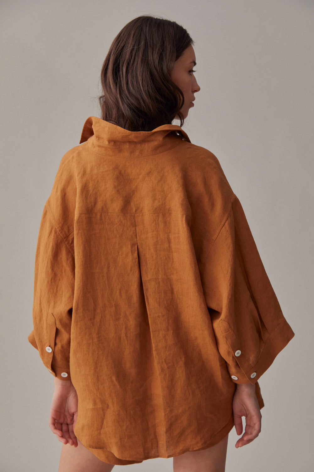 The Oversized Shirt 01