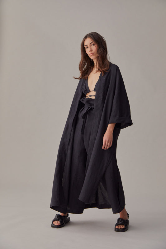 The Long Long Kimono 01